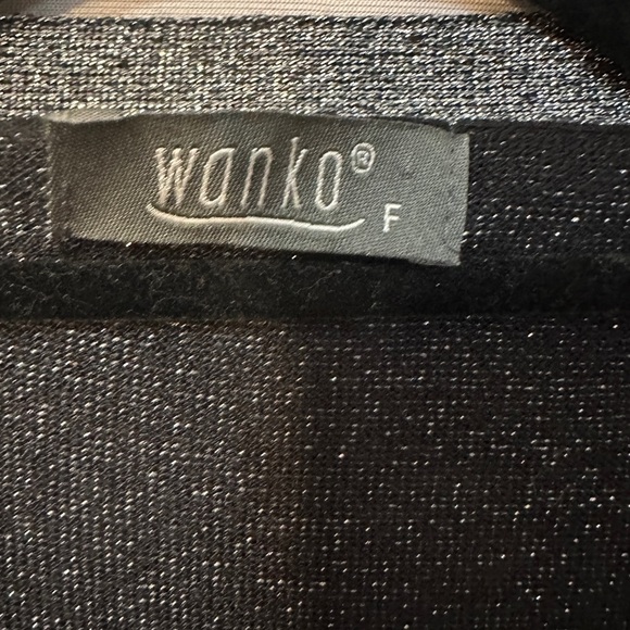 Gray Sequin Ruched Puff Sleeve Blouse fit (S/M) - Picture 4 of 9